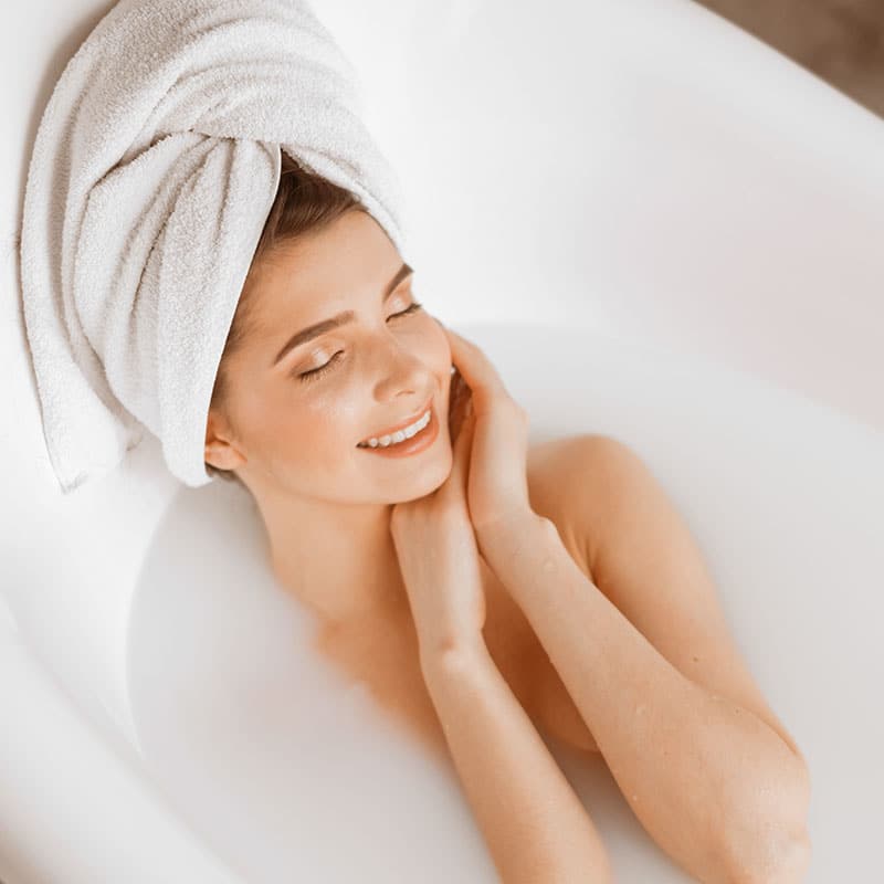 Nourishing full bath with mare’s milk from Rügen for smooth skin and a deeply relaxed body sensation